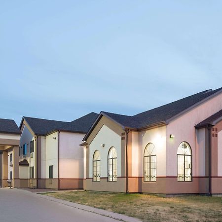 Super 8 By Wyndham Sisseton Motel Buitenkant foto